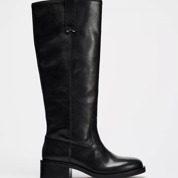 Zara Shoes - Leather boots with pull tabs